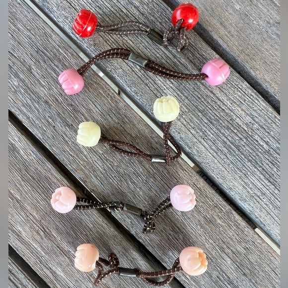Vintage Twin Knocker Hair Ties Flowers 5-Piece Set Fair Conditon - Picture 1 of 6